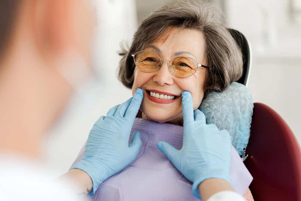 Dental implant consultation for severe bone loss in Albania with Zigomatic implants.