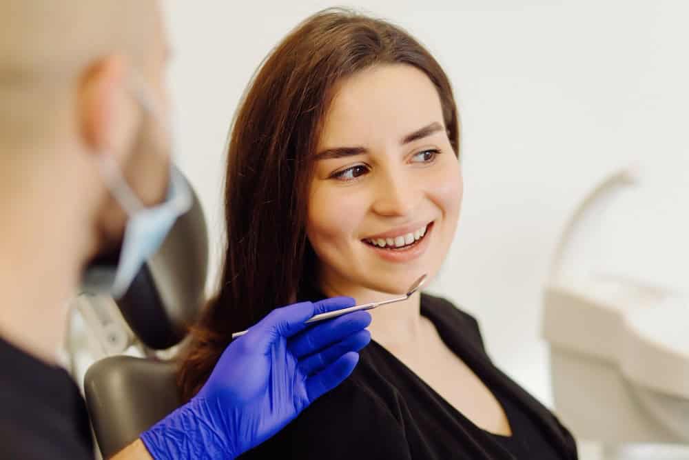 Clínica dental especializada en atención odontológica en Albania con tecnologías avanzadas
